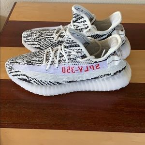 Yeezy 350 boost V2 zebra